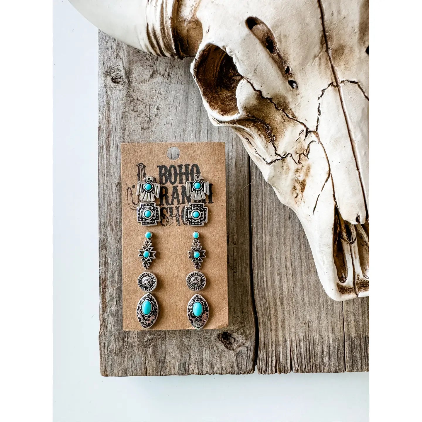 STUD EARRINGS